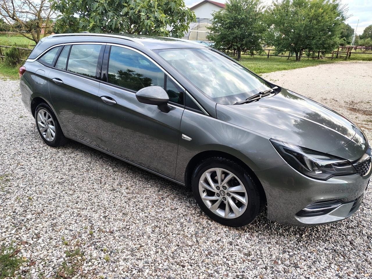 Opel Astra 1.5 CDTI 122 CV S&S Sports Tourer Business Elegance