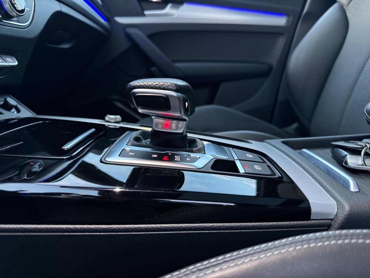 Audi Q5 55 TFSI e quattro S tronic line plus