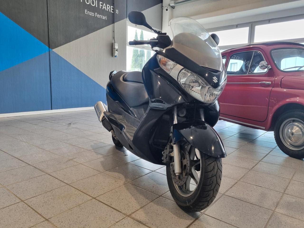 Suzuki Burgman 200