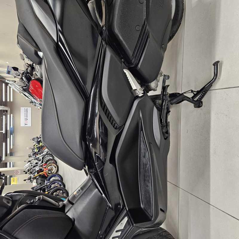 Yamaha X-Max 300 Tech Max - 2024