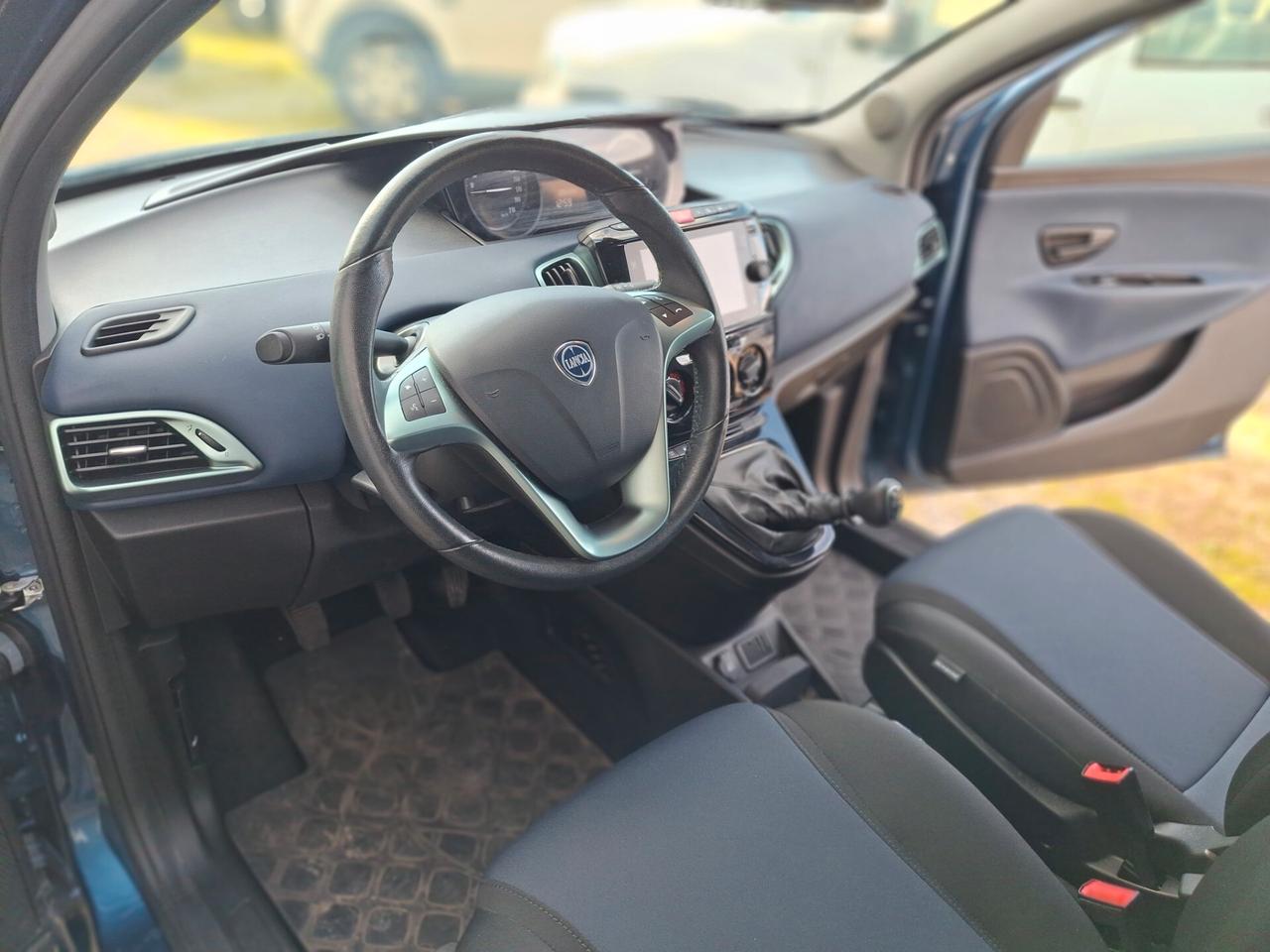 Lancia Ypsilon 1.2 69 CV 5 porte GPL Ecochic