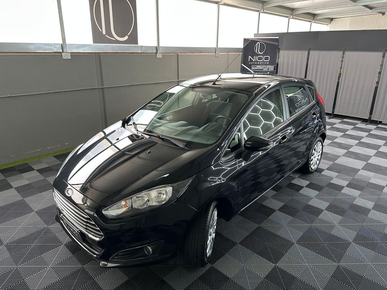 Ford Fiesta 1.5 TDCi 75CV 5 porte Titanium