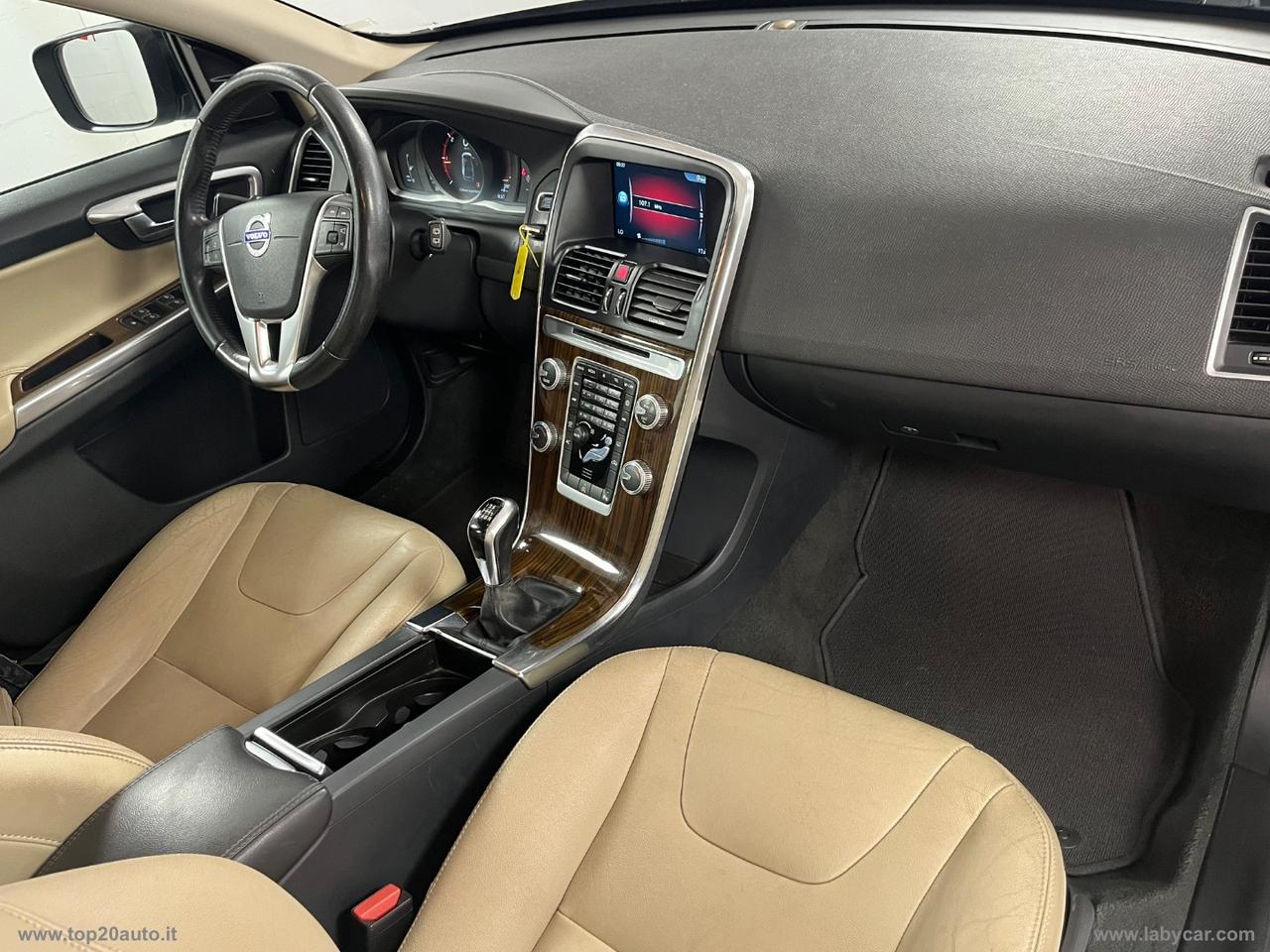 VOLVO XC60 D3 Business Plus|MANUALE|PELLE TOT