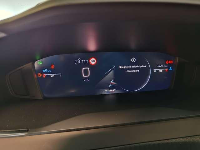 Peugeot 2008 1.2 100cv Allure + Navi + Camera