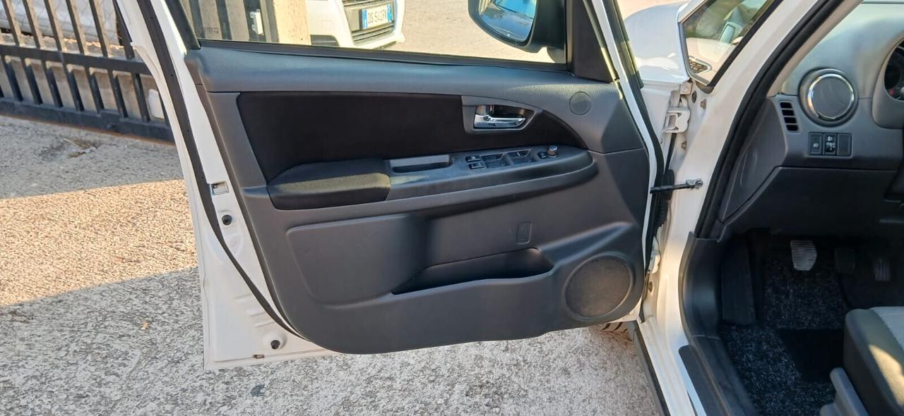 Fiat Sedici 2.0 Mjet 4x2 Emotion - 2014