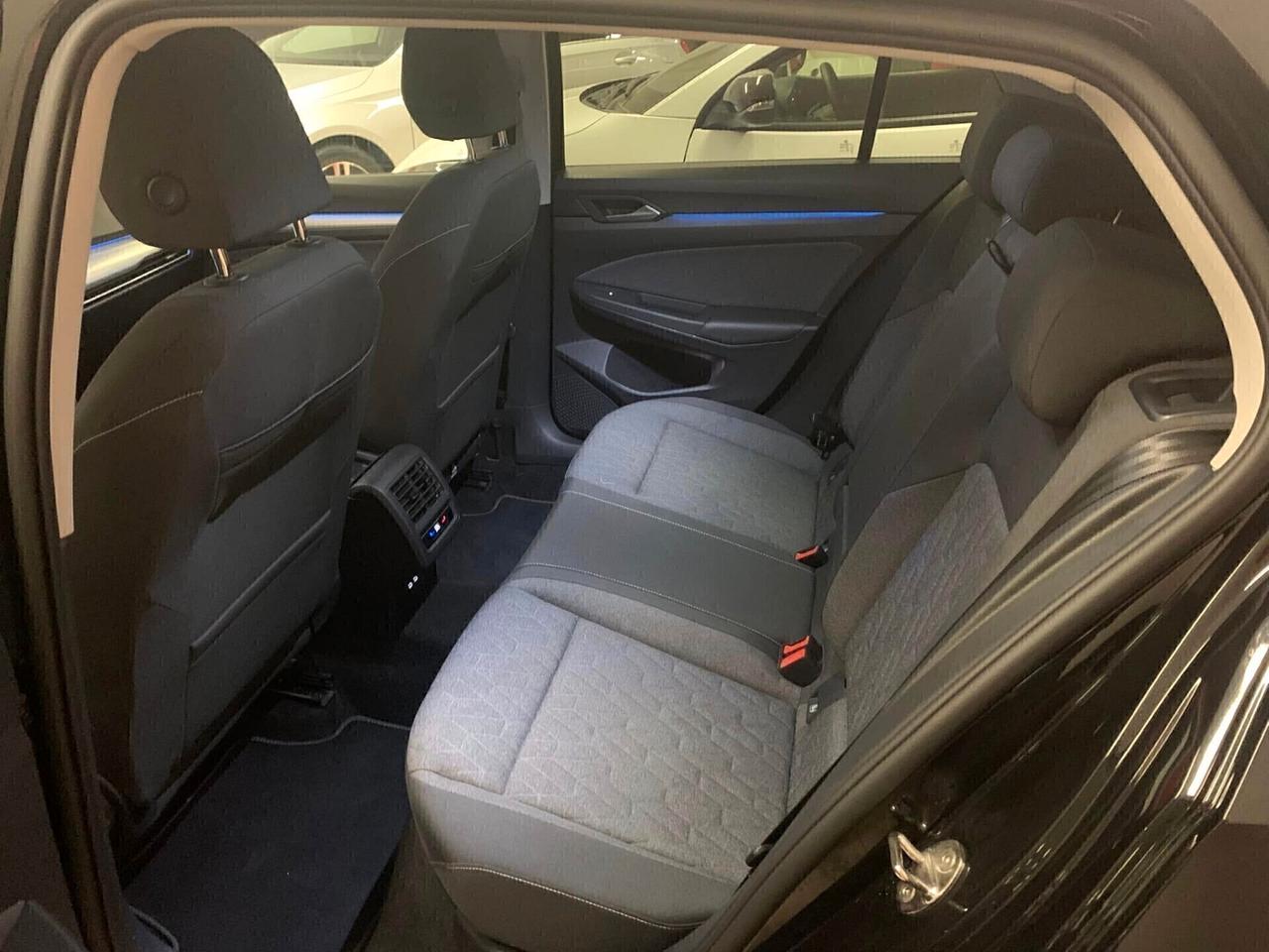 Volkswagen Golf 2.0 TDI SCR Style