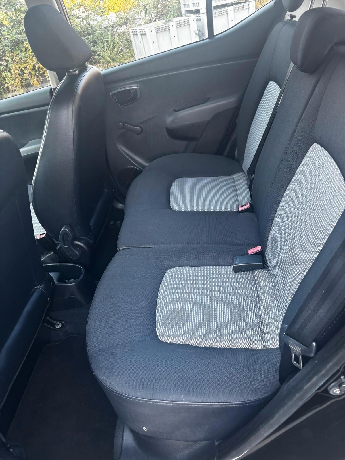 Hyundai i10 1.1 12V Active unico proprietario adatta ai neopatentati