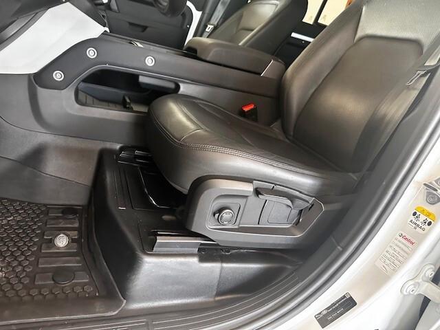 Land Rover Defender 110 3.0D I6 250 CV AWD Auto SE