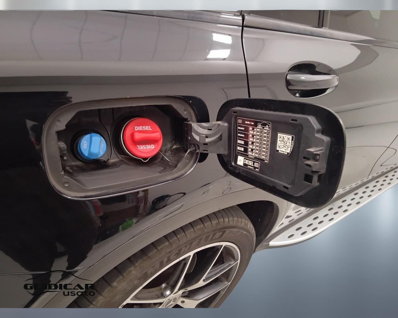 Mercedes-Benz GLC - X253 2019 - GLC 220 d Night edition 4matic auto
