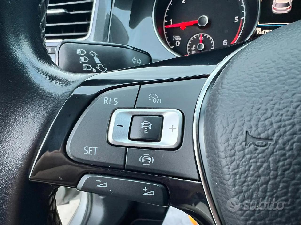 Volkswagen Golf 1.6 TDI 115 CV 5p. -CARPLAY-LED