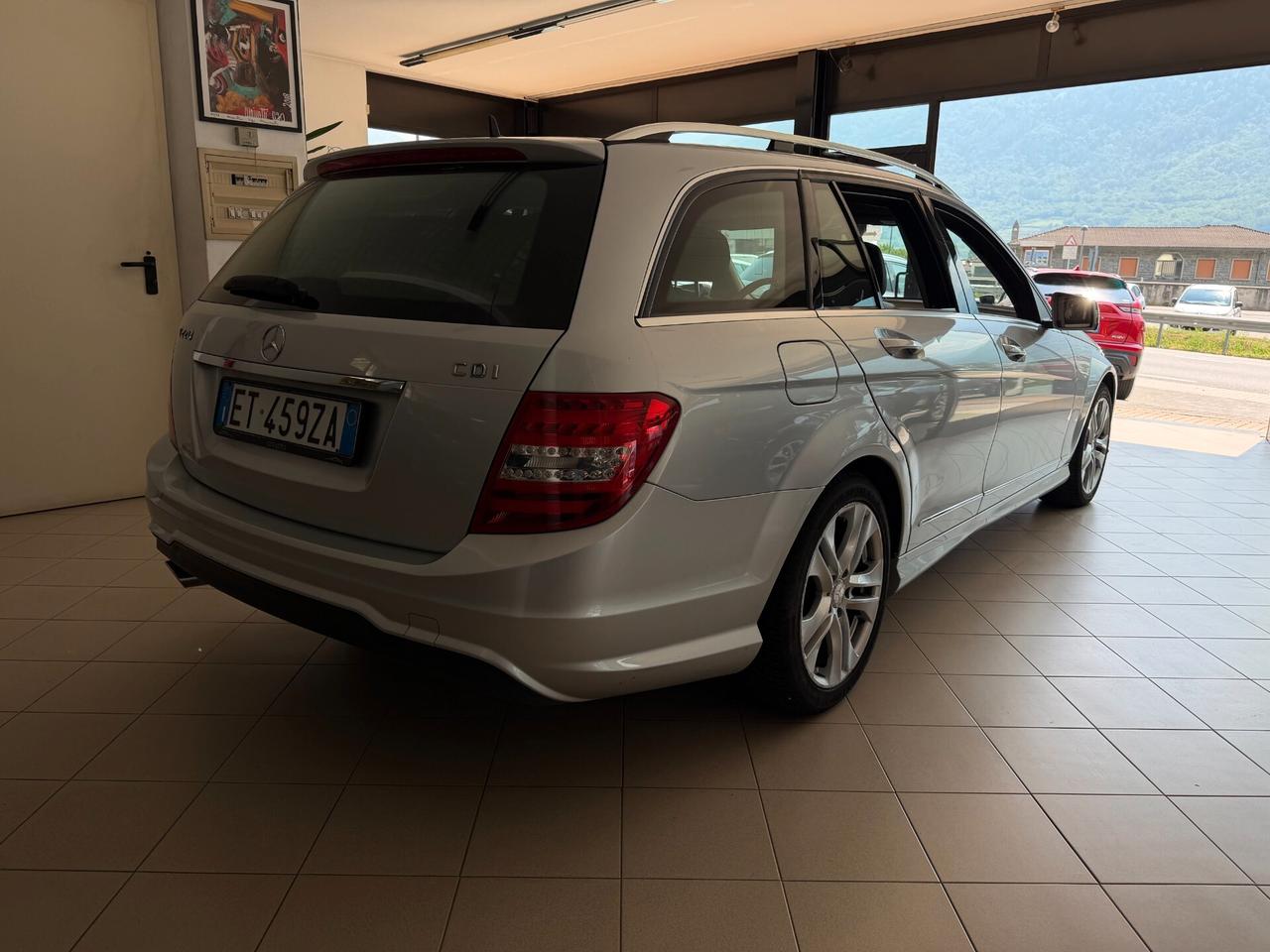 Mercedes-Benz C 220 NB. descrizione