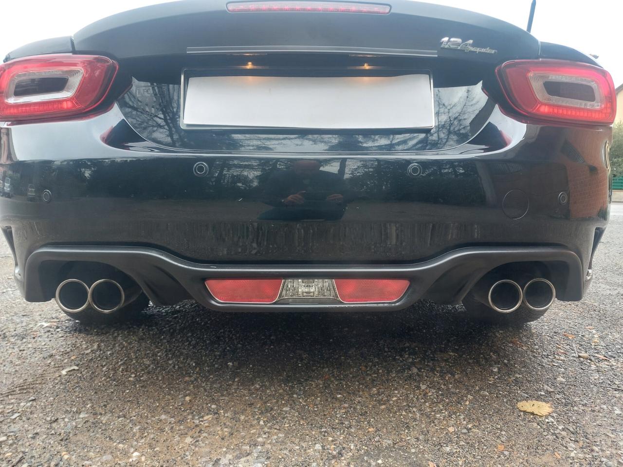 Abarth 124 Spider Scorpione