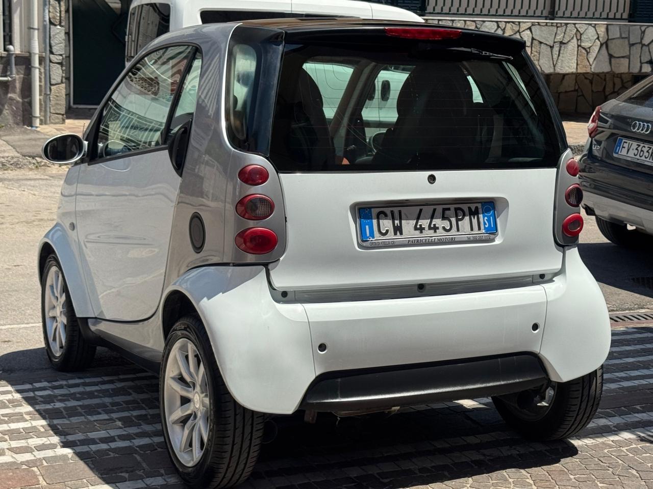 Smart ForTwo 700 coupé pulse (45 kW)