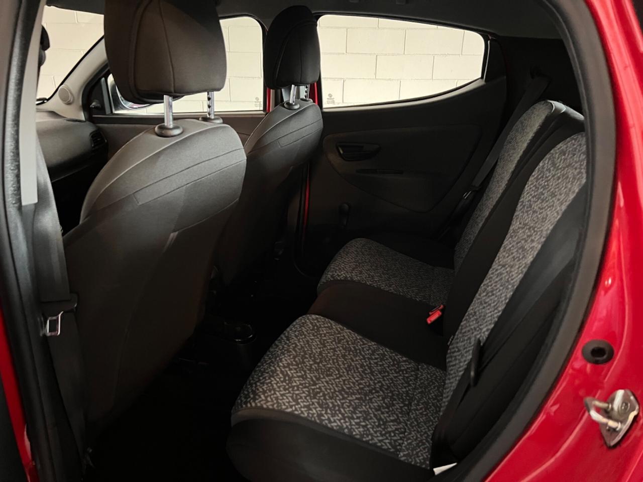 Lancia Ypsilon 1.2 69 CV 5 porte Elefantino Blu