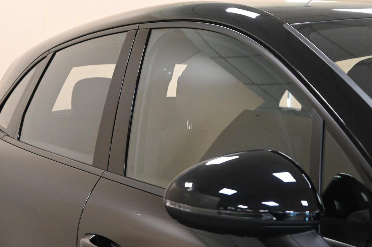 PORSCHE Macan 1ªs. '13-'25 Macan 2.0