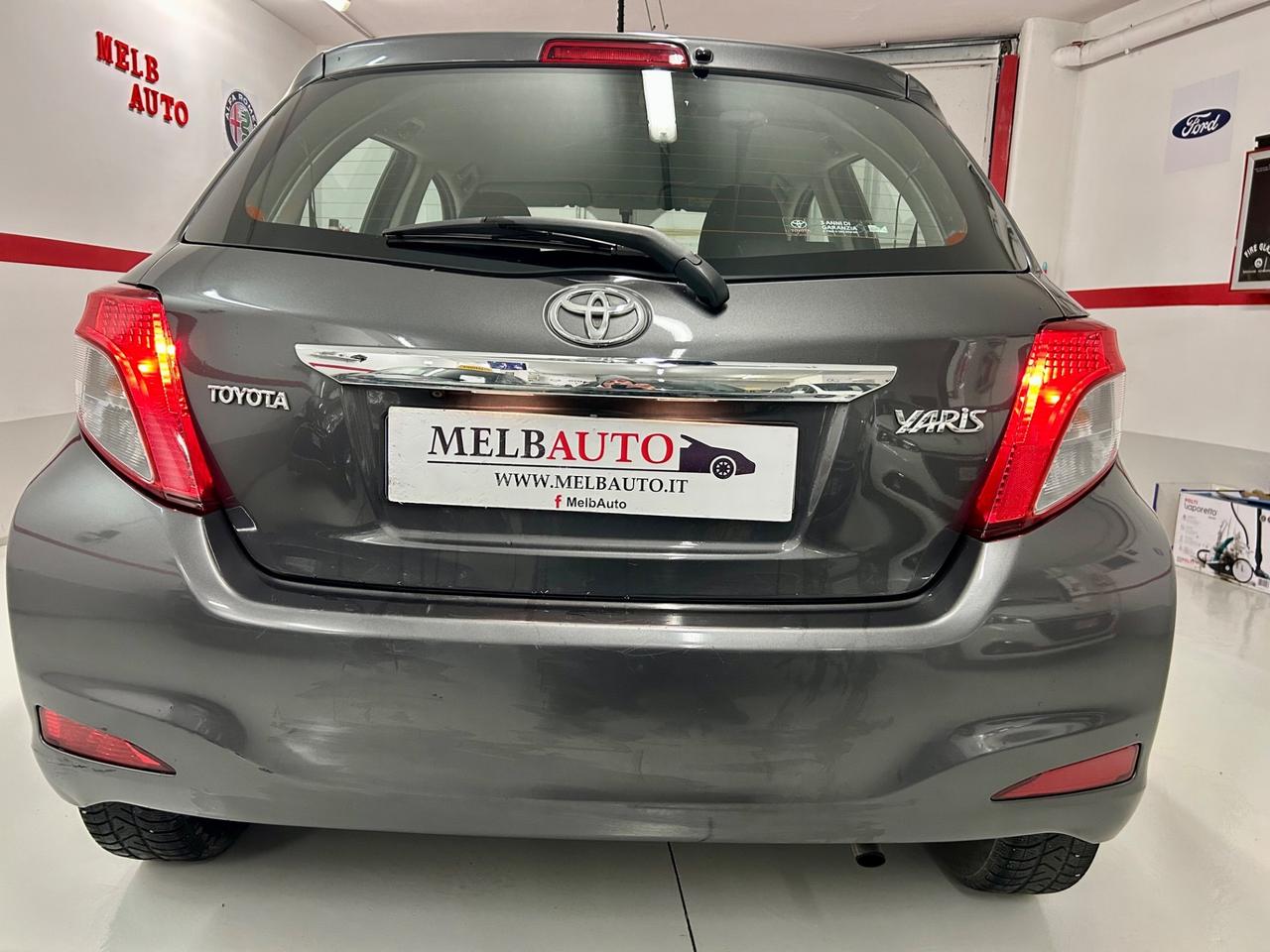 Toyota Yaris 1.0 5 porte Lounge