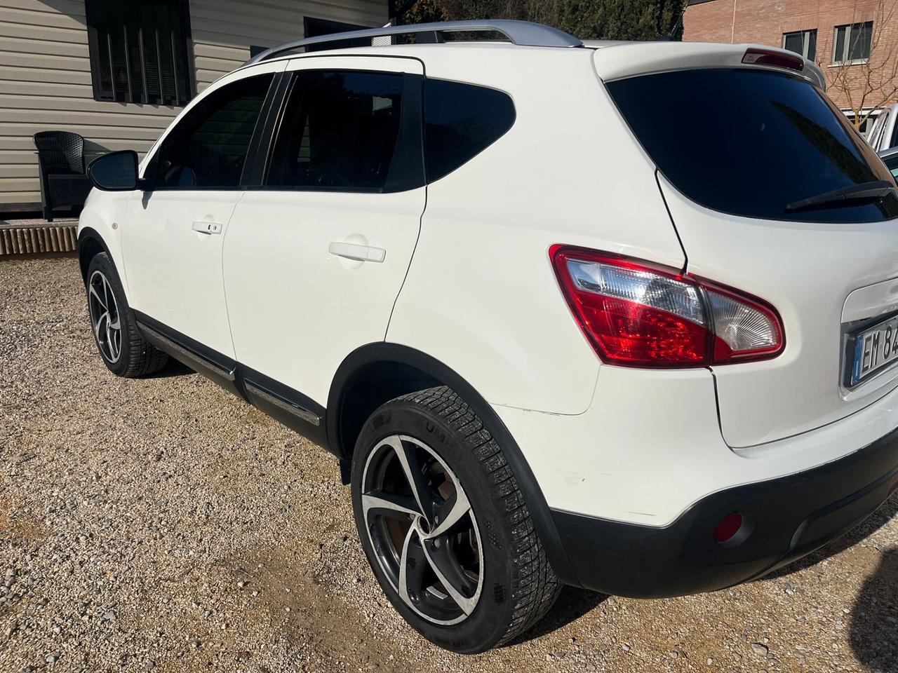 Nissan Qashqai 1.6 Diesel - Suv - Neopatentati