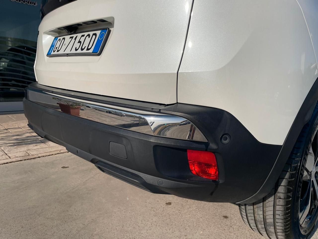 Peugeot 3008 BlueHDi 130 S&S EAT8 Allure