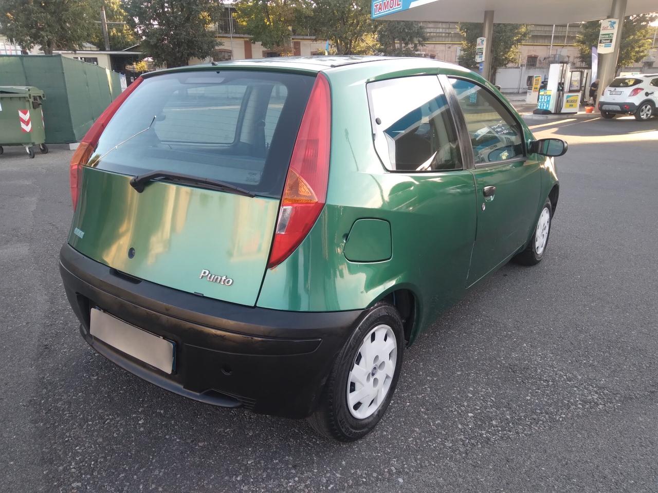 Fiat Punto 1.2i 60cv cat 3 porte x neopatentati