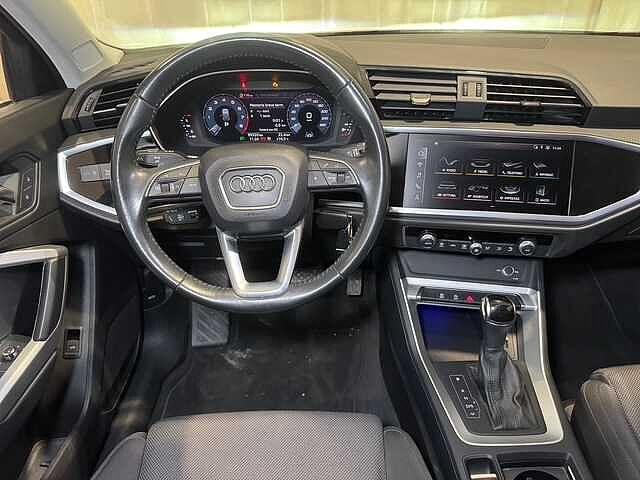 Audi Q3 40 TFSI quattro S tronic Business Advanced