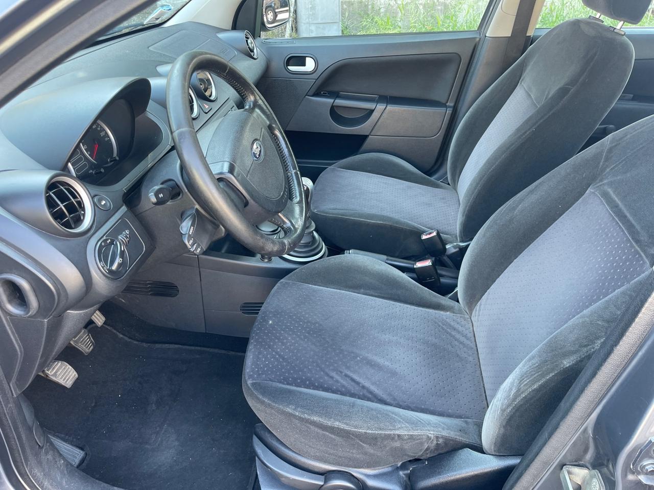 Ford Fiesta 1.2 16V 5p.Ghia euro4 neopatentati