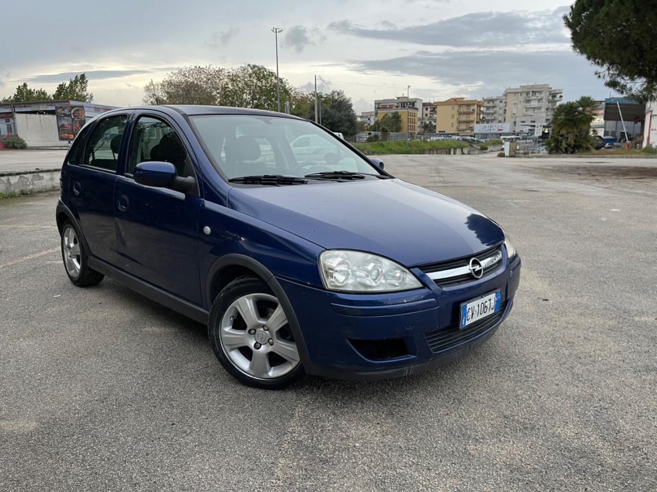 Opel Corsa Restayling 5 porte 1.0benz Clima Idroguida 88milaKM