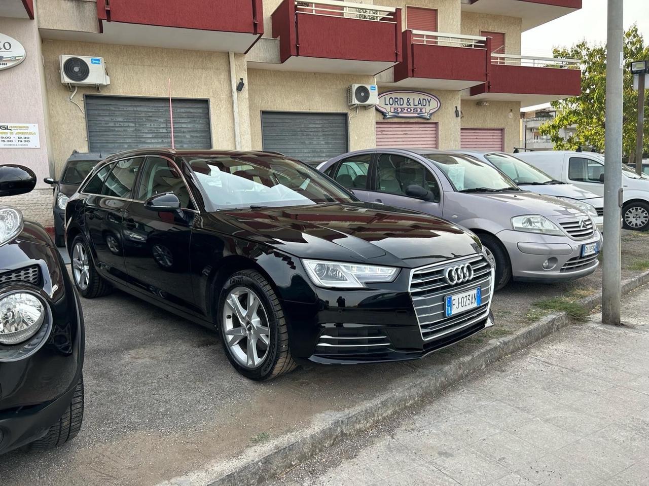 Audi A4 2.0 TDI 122 CV S tronic Business Sport