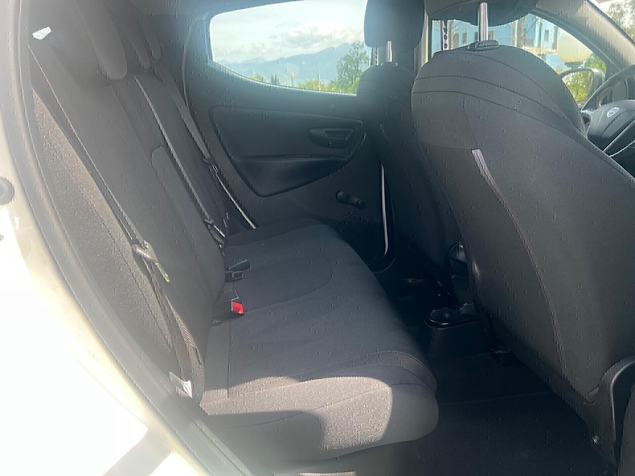 Lancia Ypsilon 1.2 69CV GPL Ecochic Gold-2018