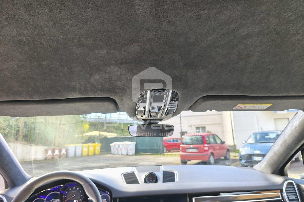 PORSCHE Cayenne Coupé 3.0 V6