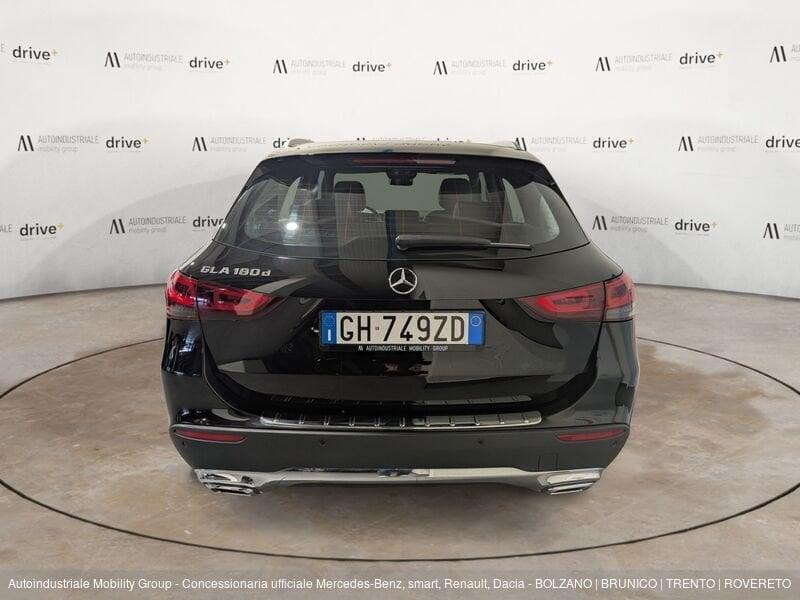 Mercedes-Benz GLA 180 D SPORT PLUS AUTOMATIC ''NEOPATENTATI''