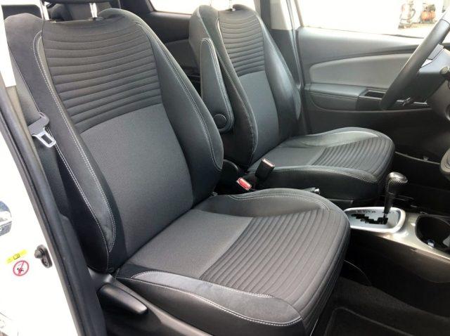 TOYOTA Yaris 1.5 Hybrid 5 porte Trend 'White Edition'