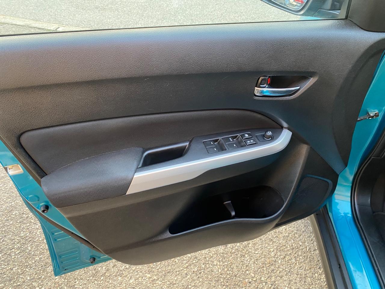 Suzuki Vitara 1.6 DDiS V-Cool 2WD NEOPATENTATI!!!