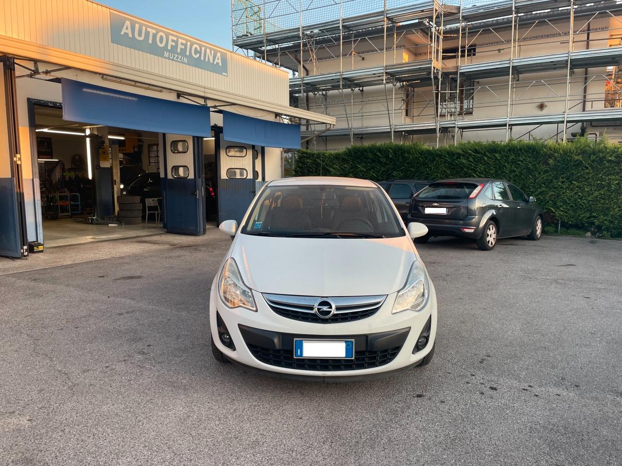 Opel Corsa 1.2 85CV 5 porte GPL