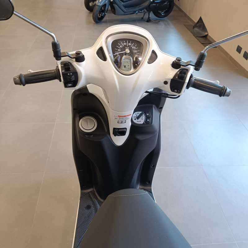 Yamaha D'Elight 125 - 2024
