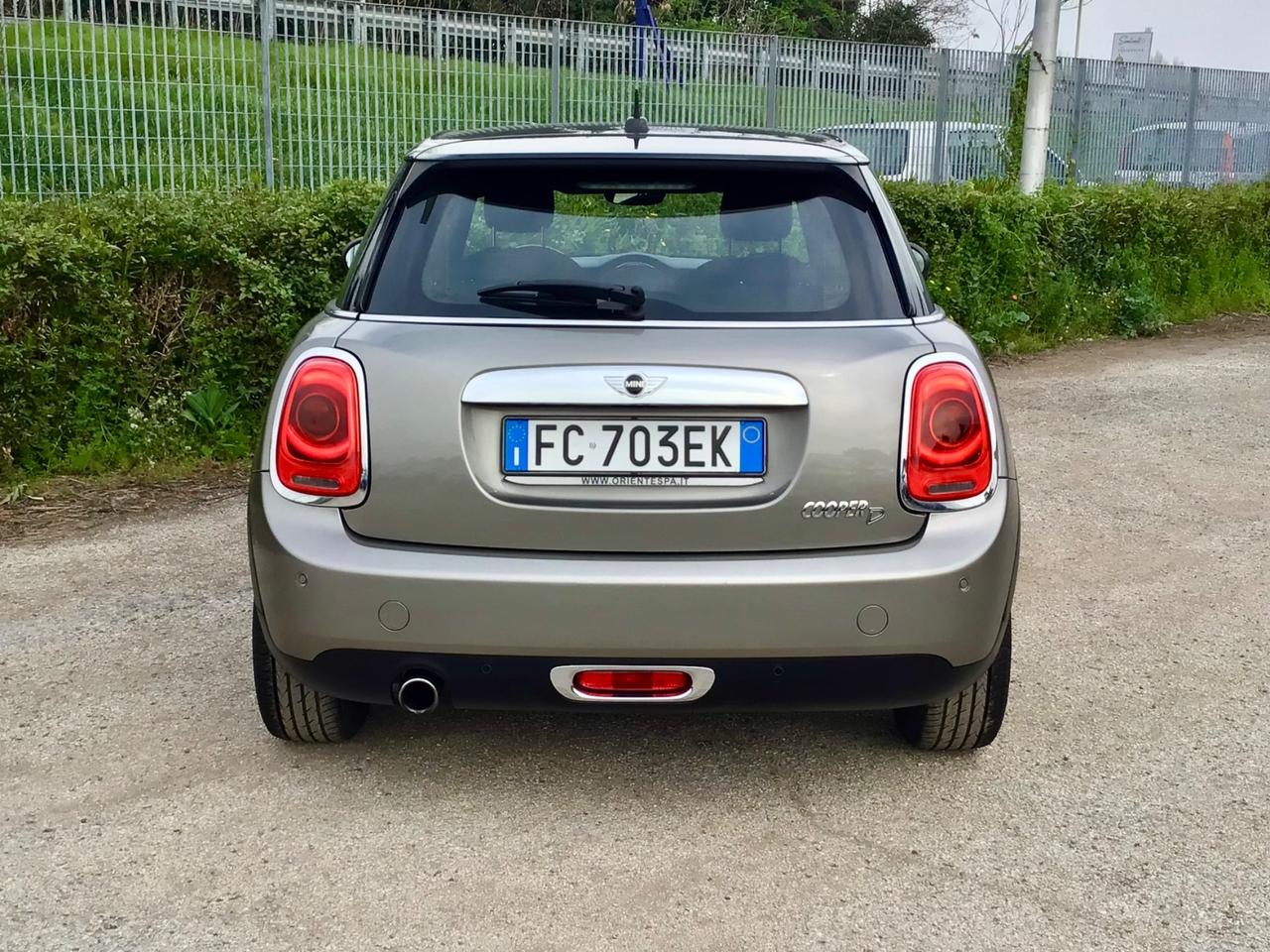 Mini 1.5 Cooper D Business 116Cv Diesel Turbo 5 porte