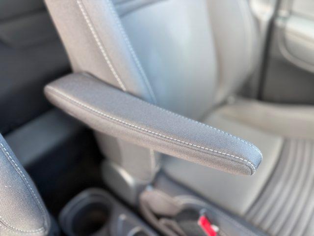 TOYOTA Yaris 1.5 Hybrid PARI AL NUOVO