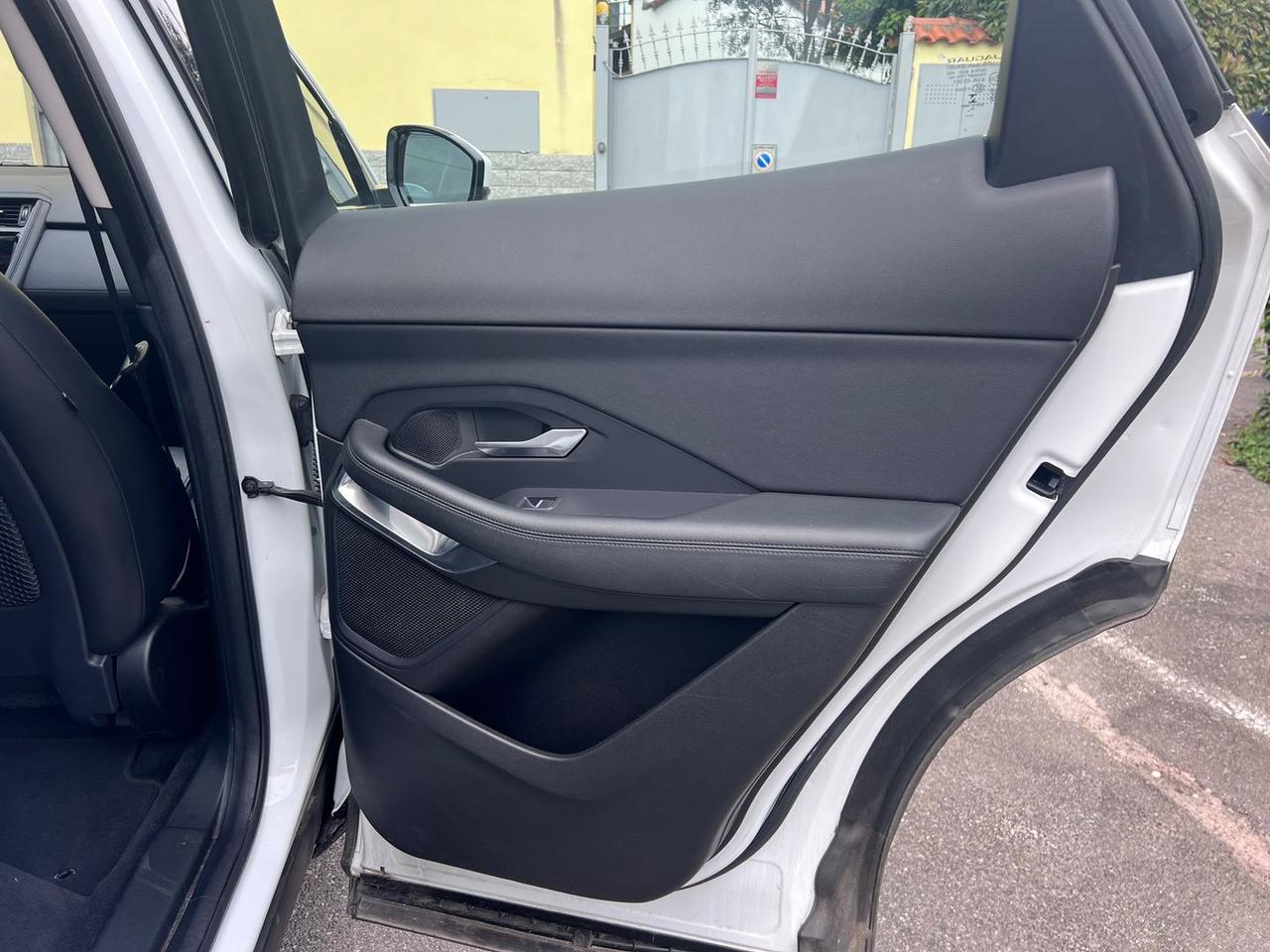 Jaguar E-Pace 2.0D R-Dynamic S MHEV #10767