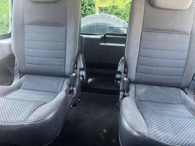 Land Rover Defender DEFENDER 90 2.4 TD 4