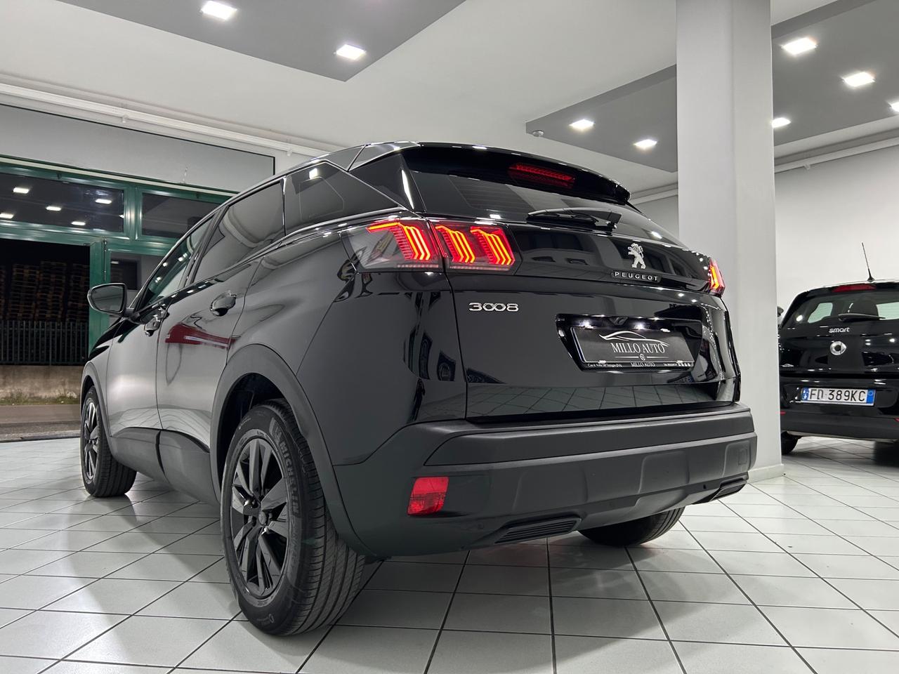 Peugeot 3008 BlueHDi 130 S&S EAT8 Allure