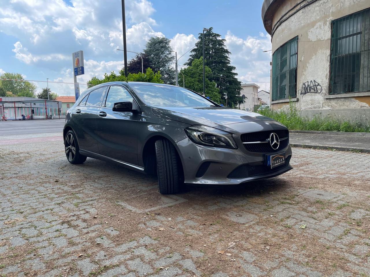 Mercedes-Benz A 200 Business A 200 D