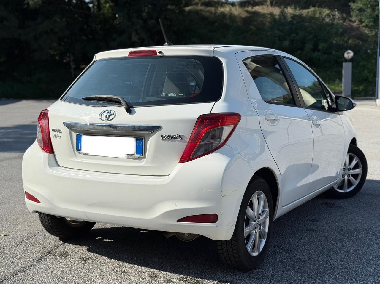 Toyota Yaris 1.0 benzina 69 cv 5 porte