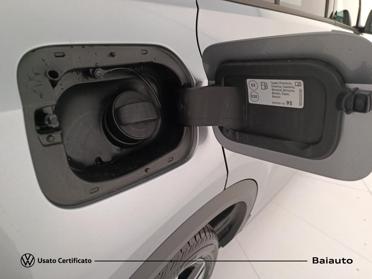 Volkswagen T-Roc 1.0 tsi 115cv r line