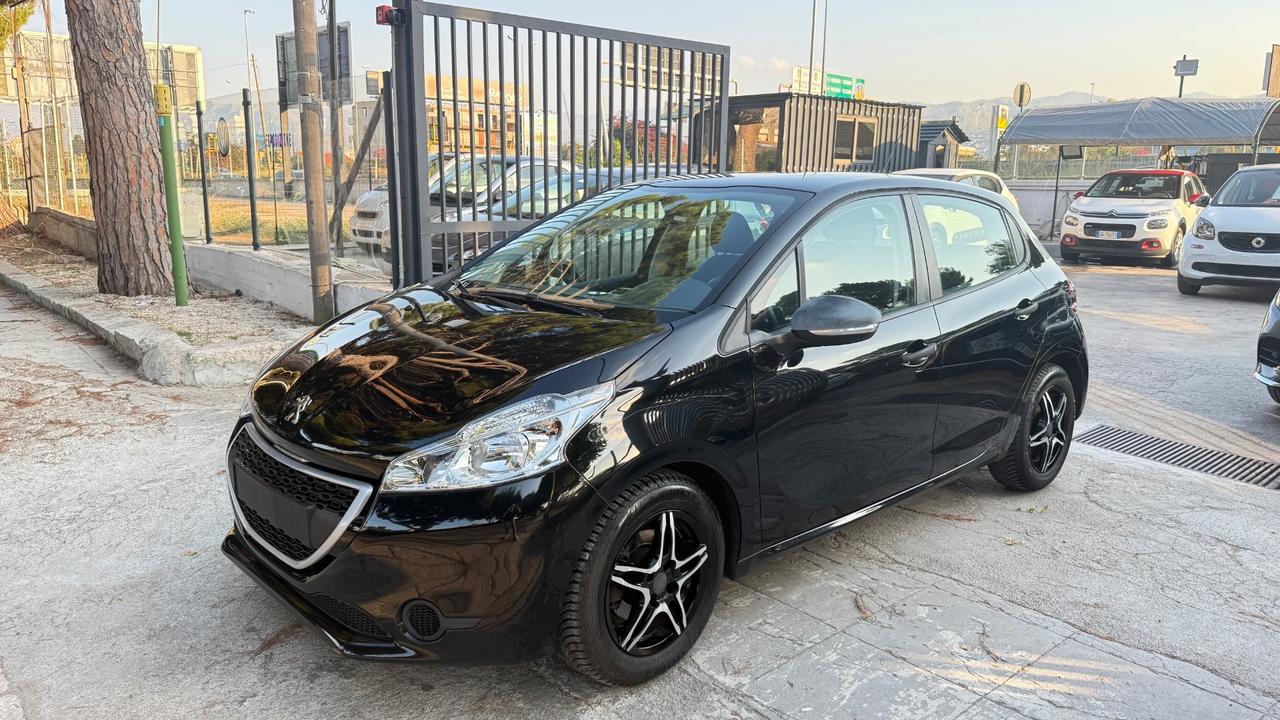 Peugeot 208 1.4 HDi 68 CV 5 porte Access