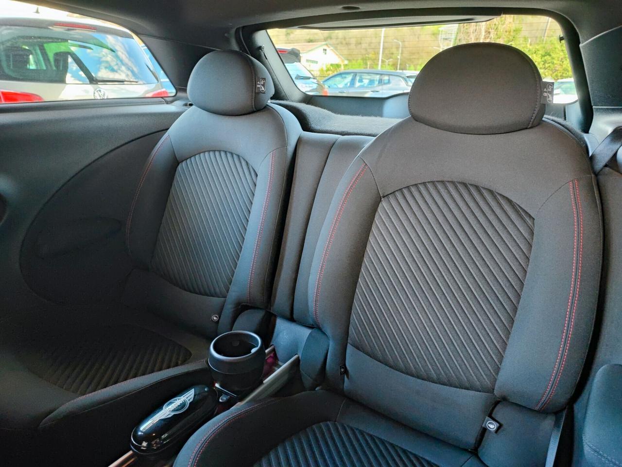 Mini Cooper D Paceman 1.6 Business XL