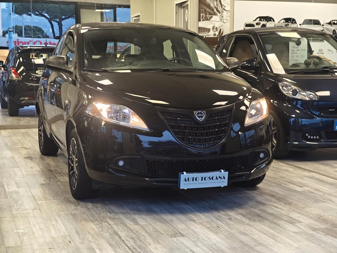 Lancia Ypsilon 1.2 69 CV 5 porte S&S Platinum