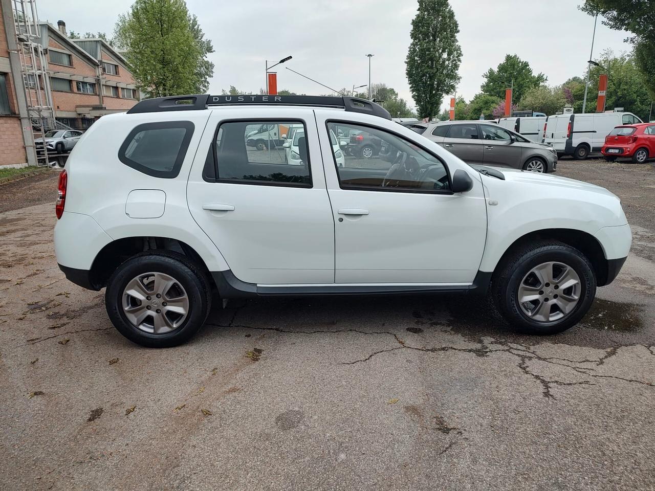 Dacia Duster 1.6 110CV 4x2 GPL Lauréate, CON SCADENZA NEL 2035, OK NEOPATENTATI, GARANZIA L.12 MESI