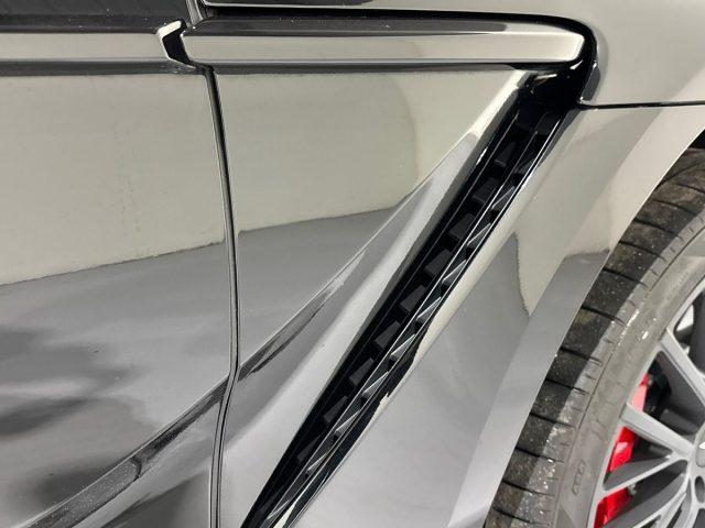 ASTON MARTIN DBX 707 4.0 Auto