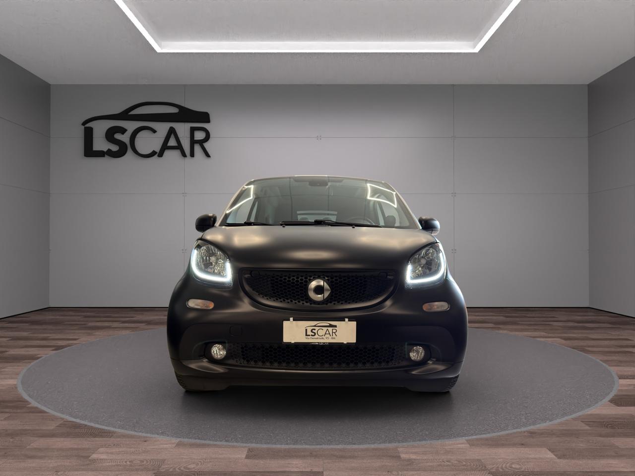 Smart fortwo coupe 0.9 Passion Turbo 90cv - Unico proprietario - Promo finanziamento - Cerchi in lega 16" - Luci Led - Tetto panoramico - Schermo touch - Sport Pack