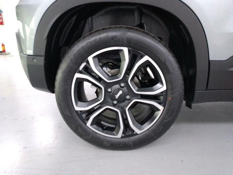 Jeep Avenger 1.2 turbo e-hybrid mhev Summit fwd 110cv edct6