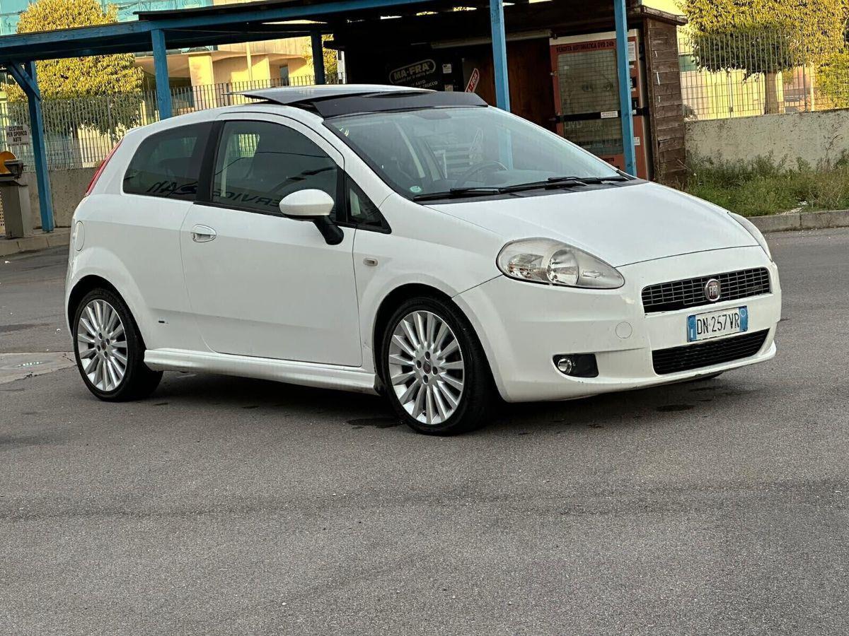 FIAT - Grande Punto - 1.4 T-Jet 16V 3p. Sport